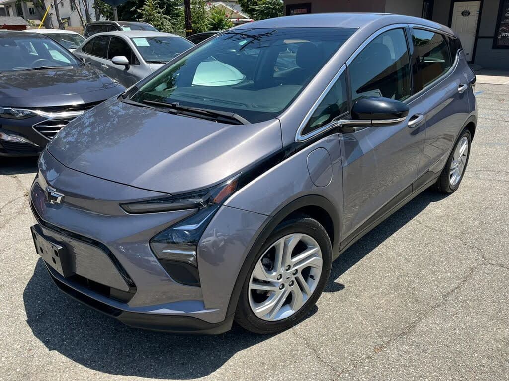 2023 Chevrolet Bolt EV photo 1