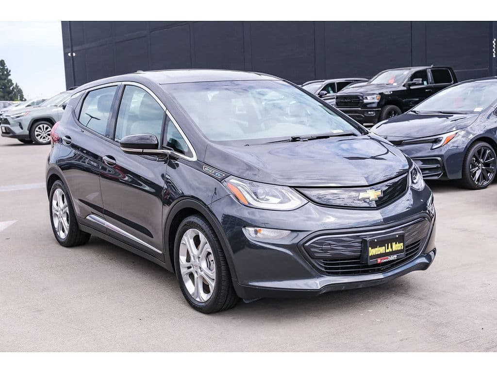2017 Chevrolet Bolt EV photo 1
