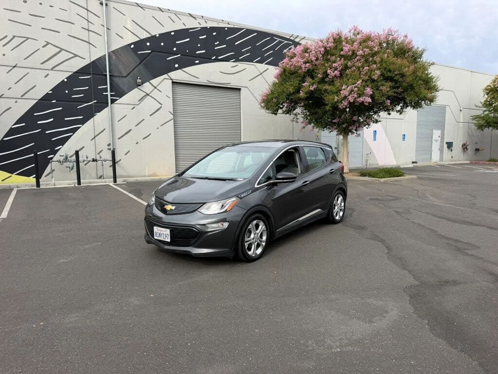 2019 Chevrolet Bolt EV photo 1