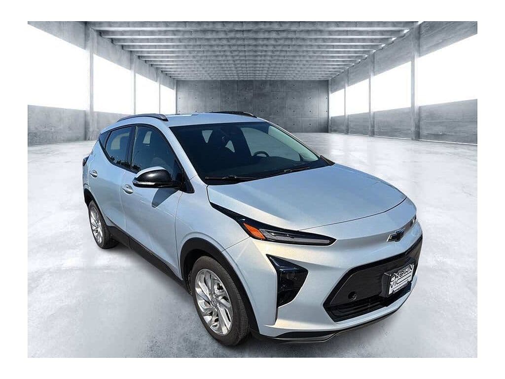 2023 Chevrolet Bolt EUV photo 1