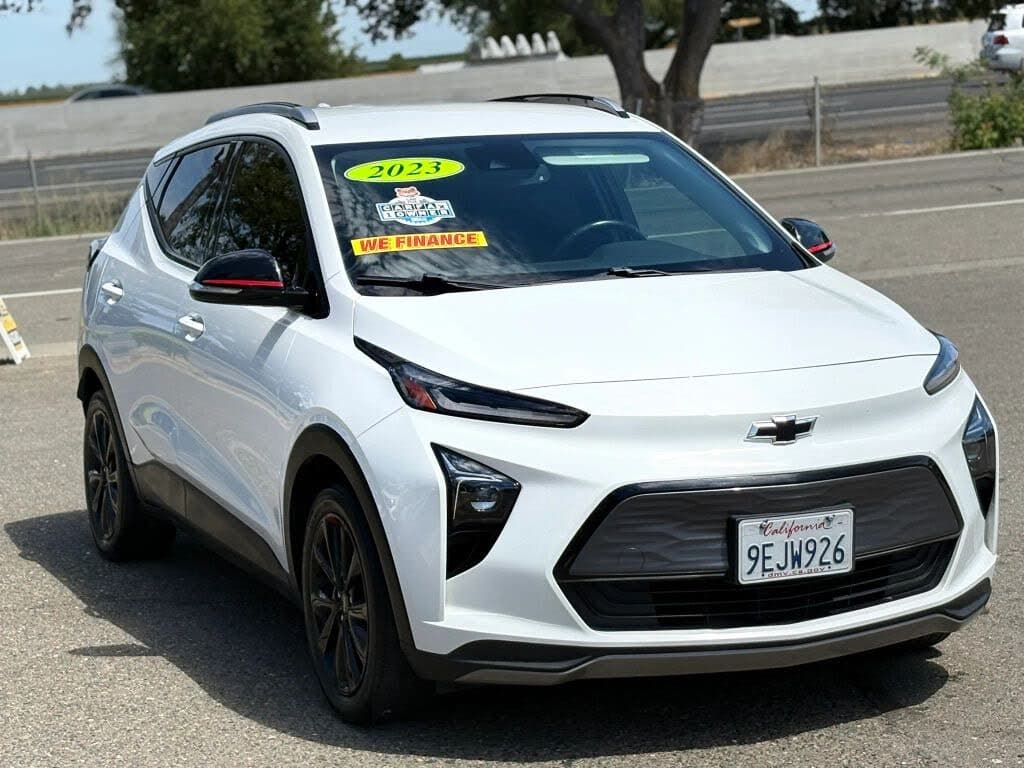 2023 Chevrolet Bolt EUV photo 1