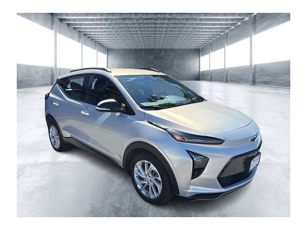 2023 Chevrolet Bolt EUV photo 1