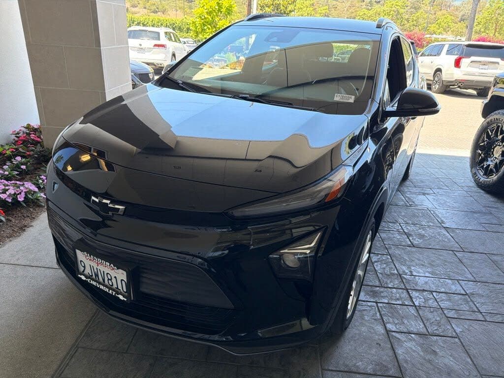 2023 Chevrolet Bolt EUV photo 1