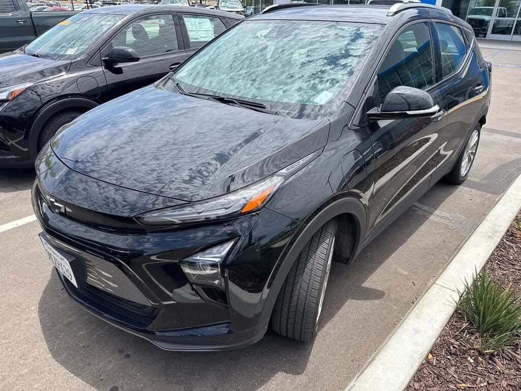 2023 Chevrolet Bolt EUV photo 1
