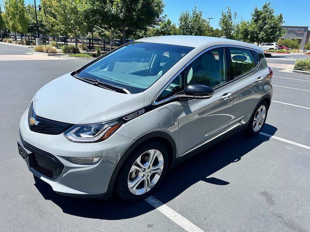2020 Chevrolet Bolt EV photo 1