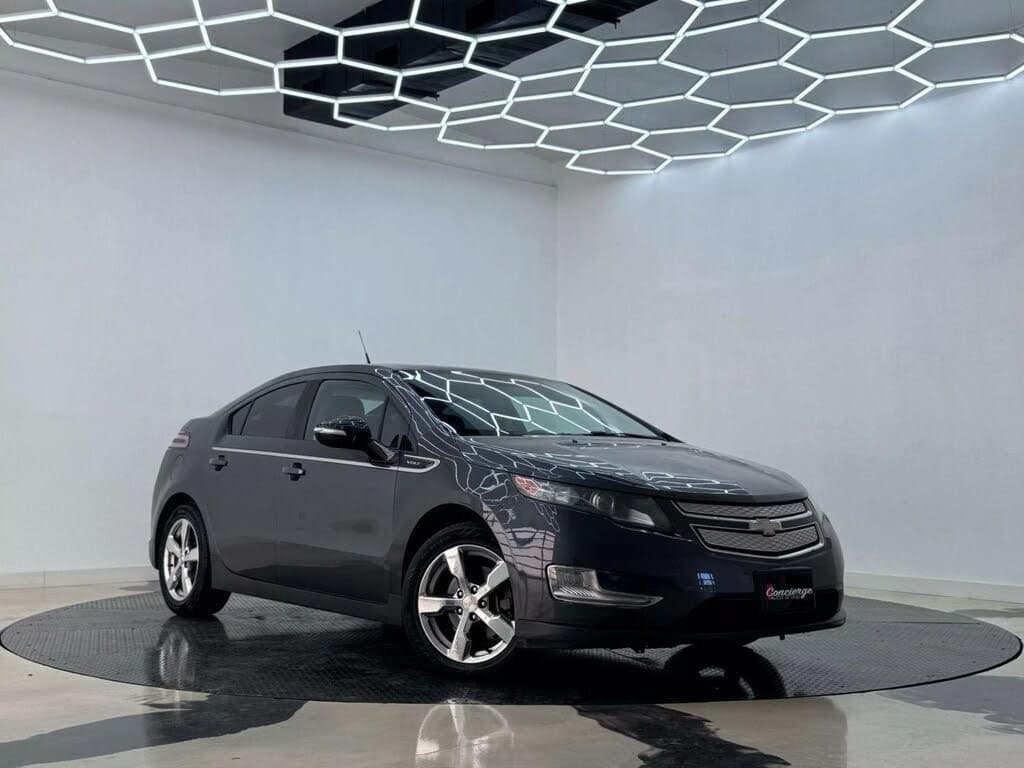 2011 Chevrolet Volt photo 1