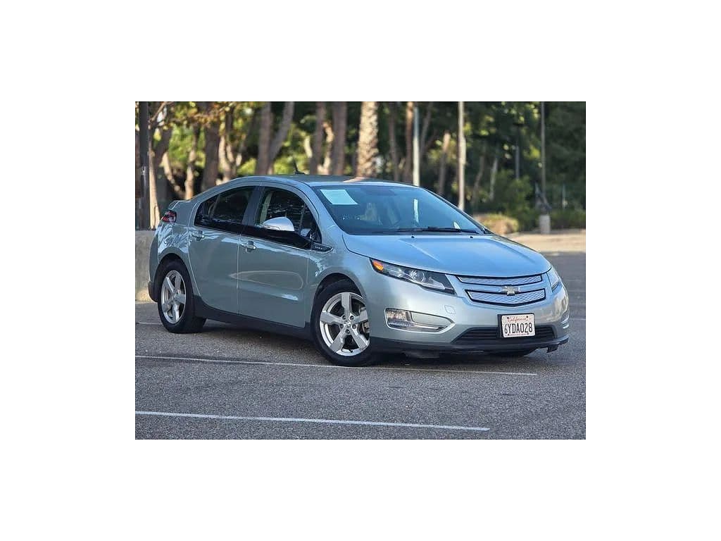 2013 Chevrolet Volt photo 1