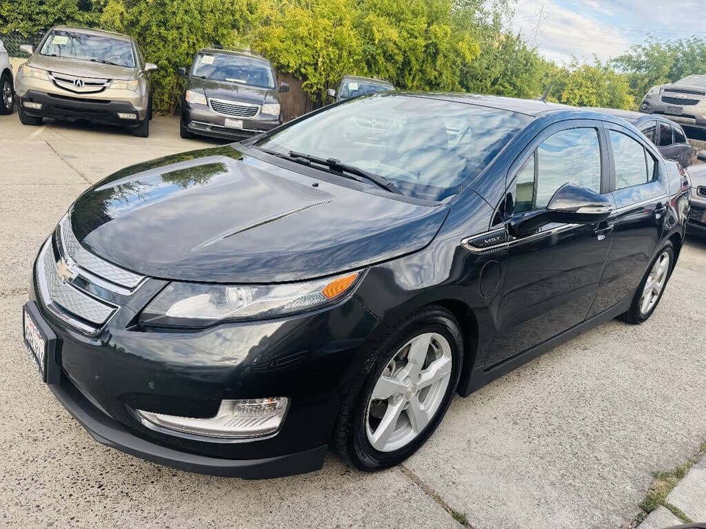 2014 Chevrolet Volt photo 1