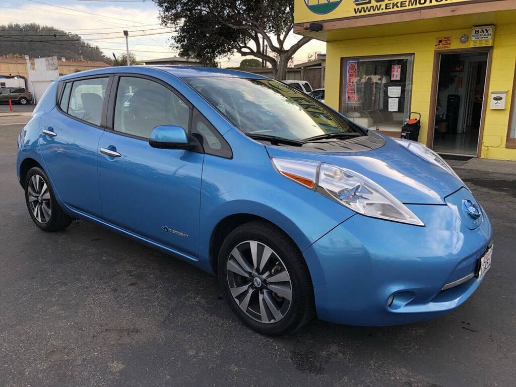 2013 Nissan LEAF photo 1