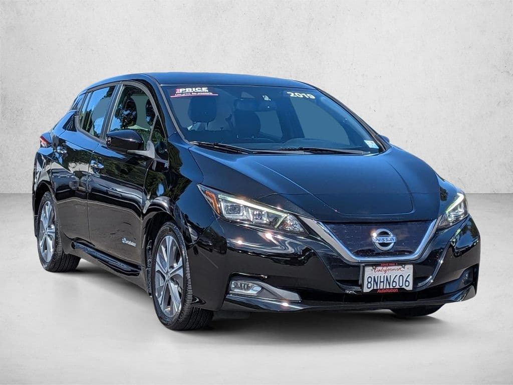 2019 Nissan LEAF photo 1