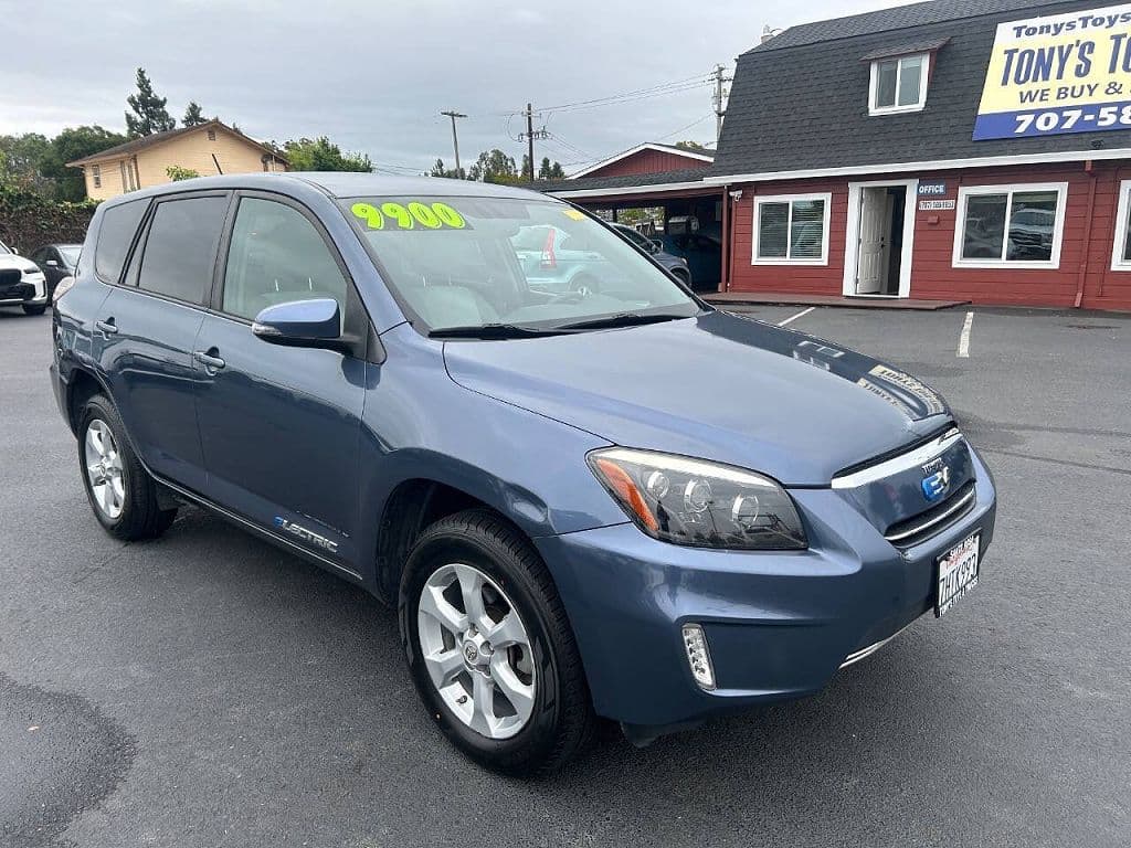 2014 Toyota RAV4 photo 1