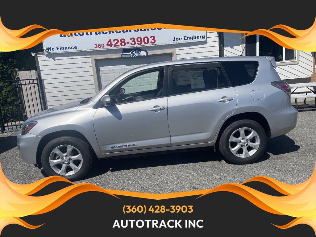 2014 Toyota RAV4 photo 1