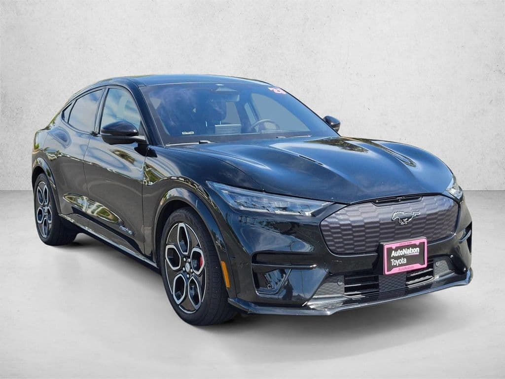 2023 Ford Mustang Mach-E photo 1