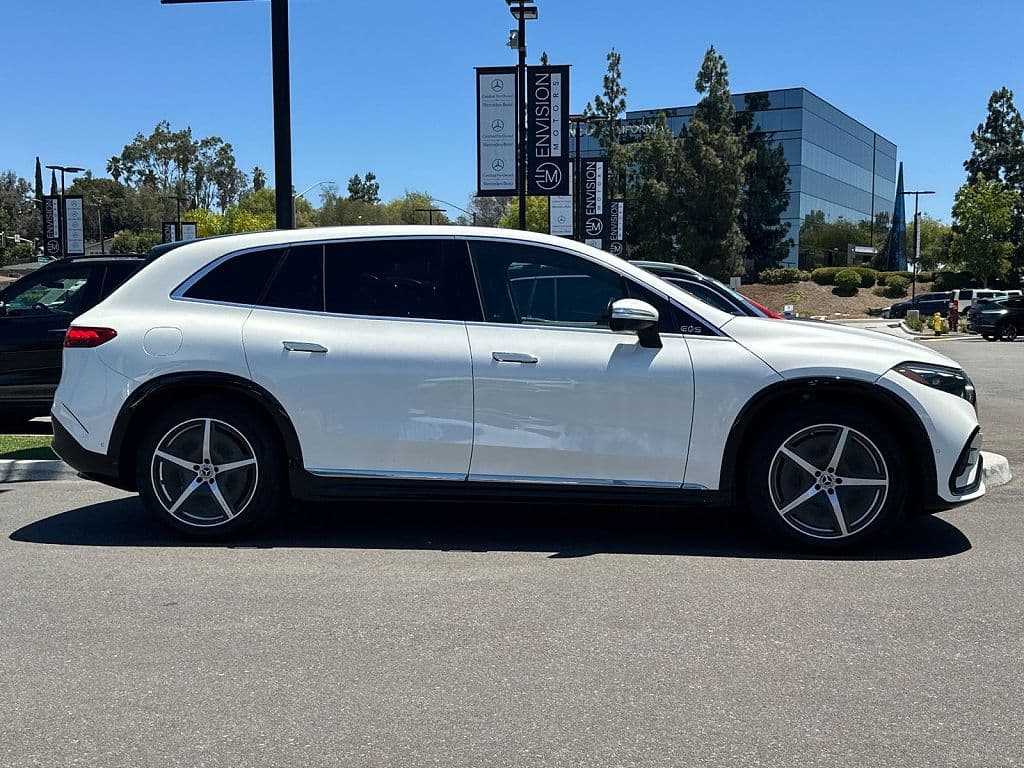 2023 Mercedes-Benz EQS photo 1
