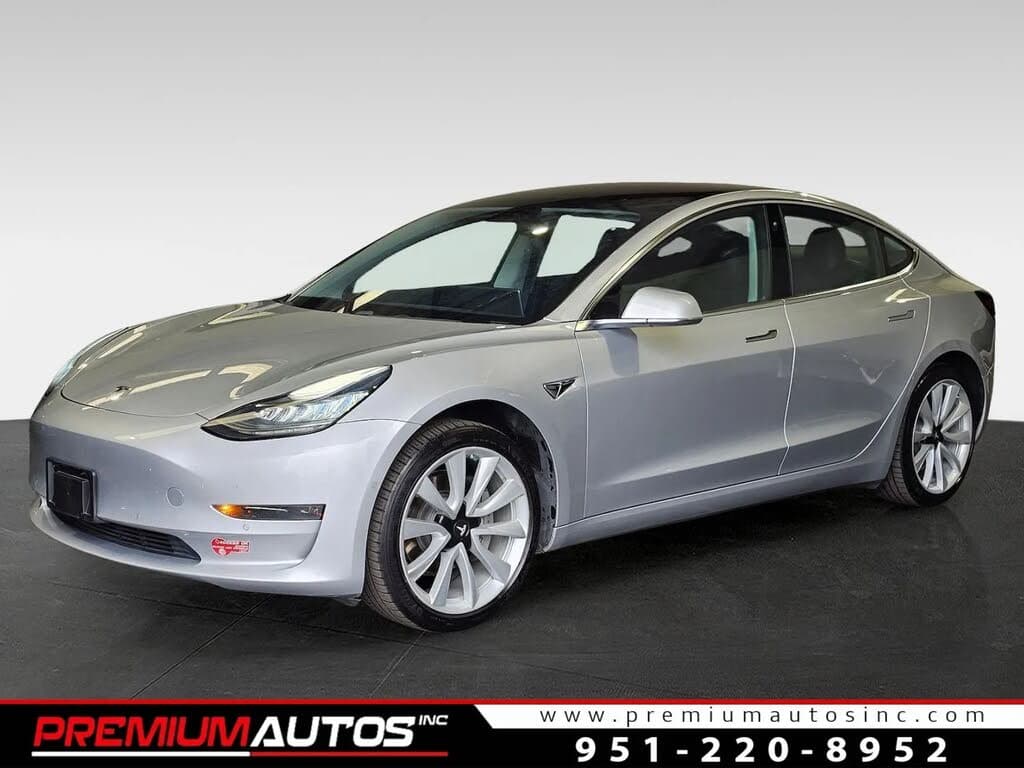 2018 Tesla Model 3 photo 1