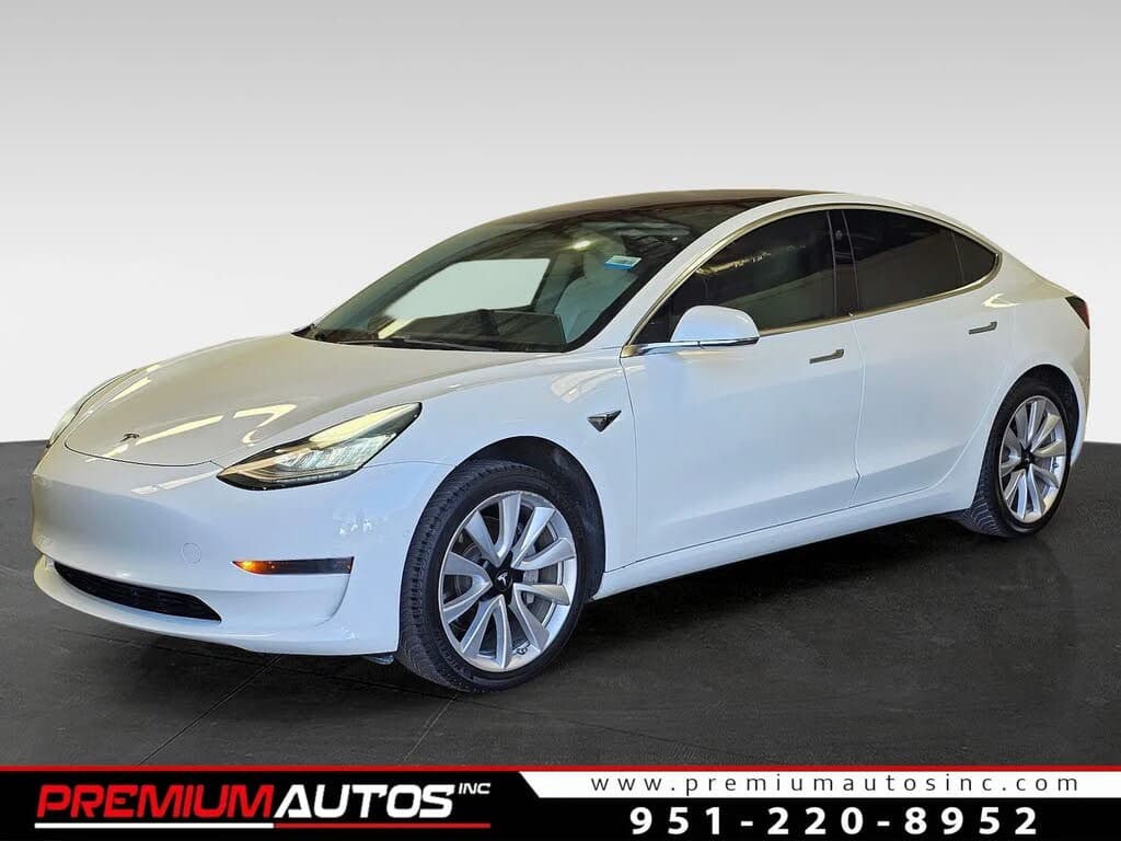 2019 Tesla Model 3 photo 1