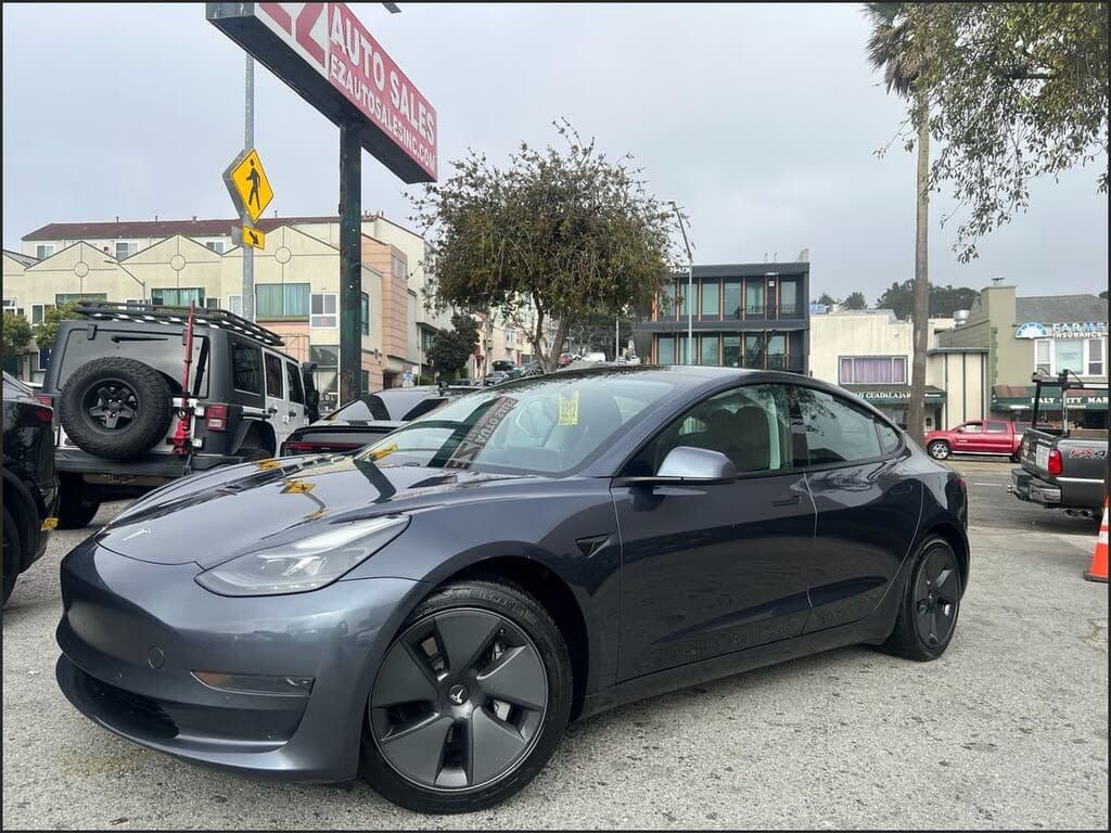 2021 Tesla Model 3 photo 1