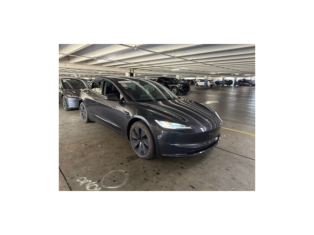 2024 Tesla Model 3 photo 1
