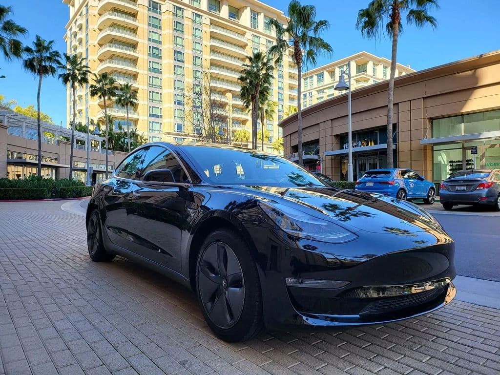 2018 Tesla Model 3 photo 1