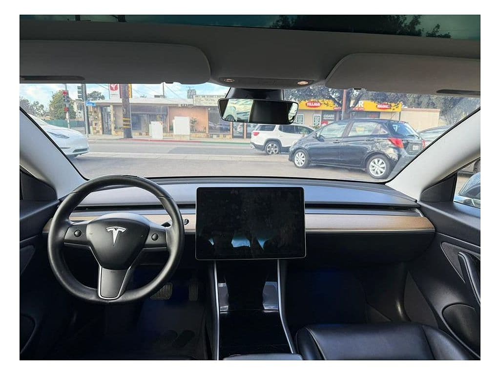 2019 Tesla Model 3 photo 1