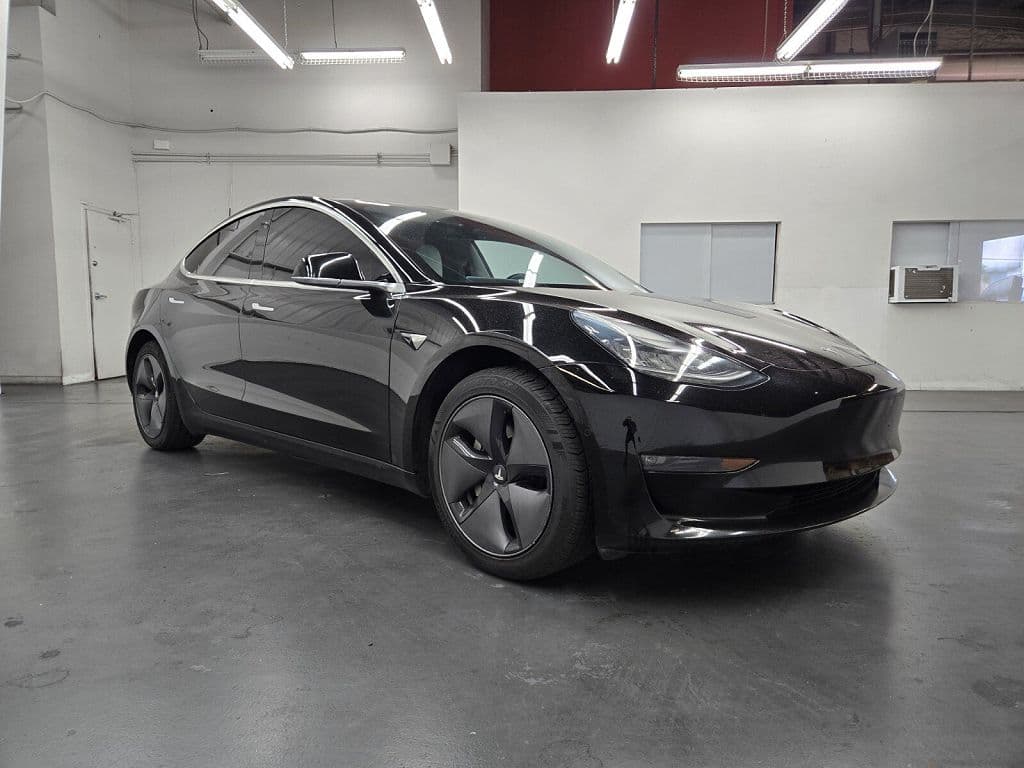 2018 Tesla Model 3 photo 1