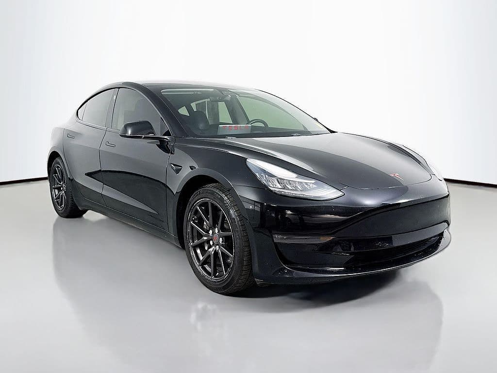 2018 Tesla Model 3 photo 1