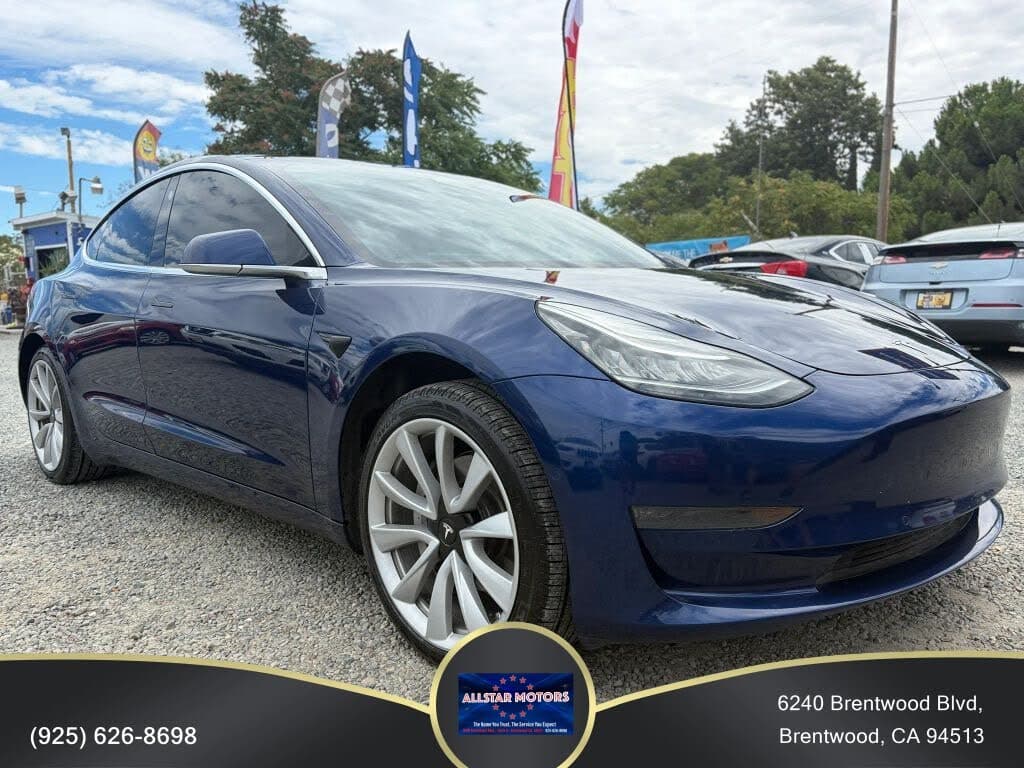 2018 Tesla Model 3 photo 1