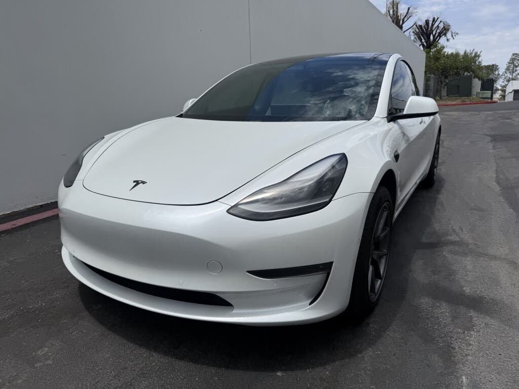 2021 Tesla Model 3 photo 1