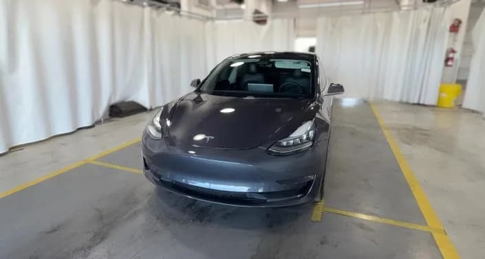 2019 Tesla Model 3 photo 1