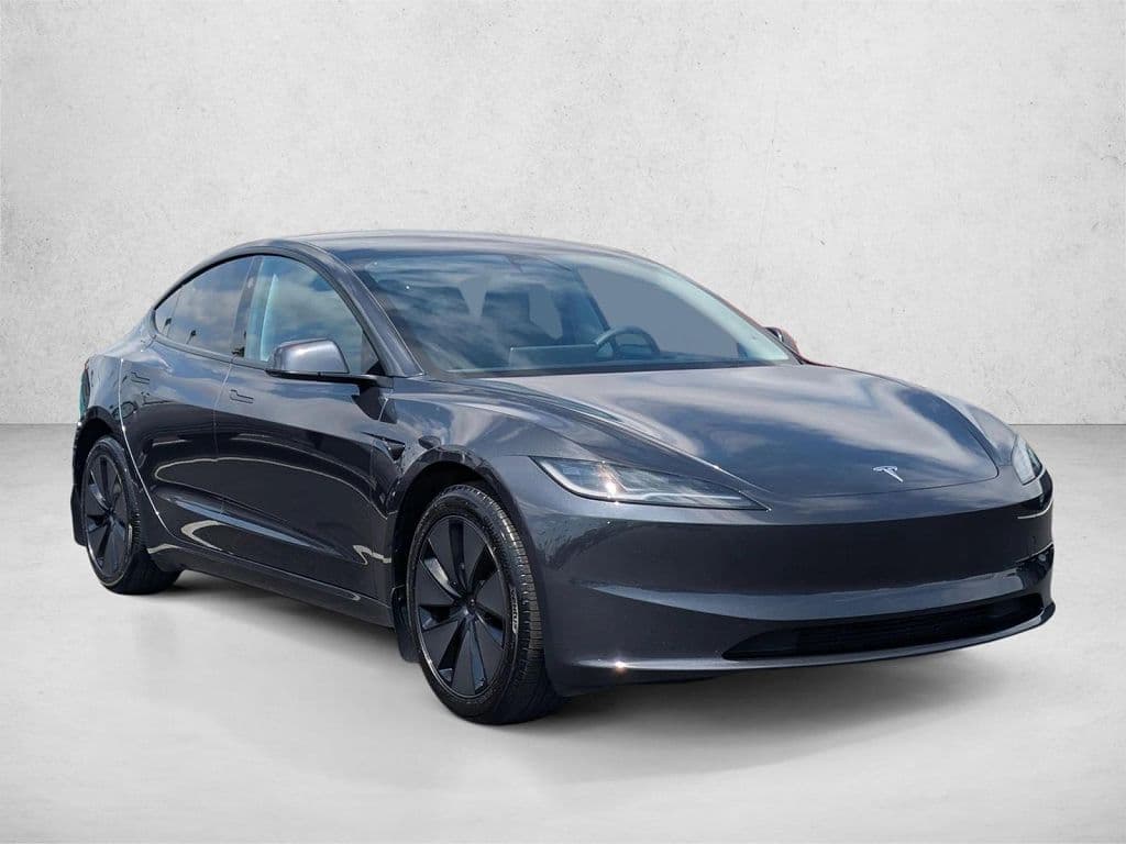 2025 Tesla Model 3 photo 1