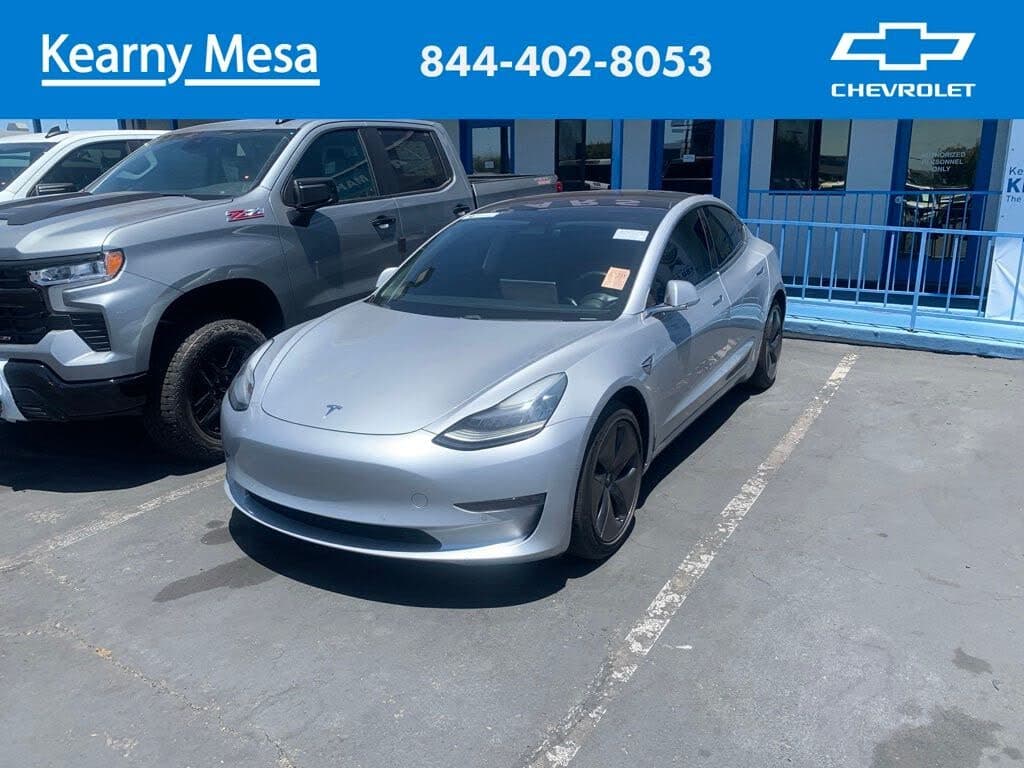 2018 Tesla Model 3 photo 1