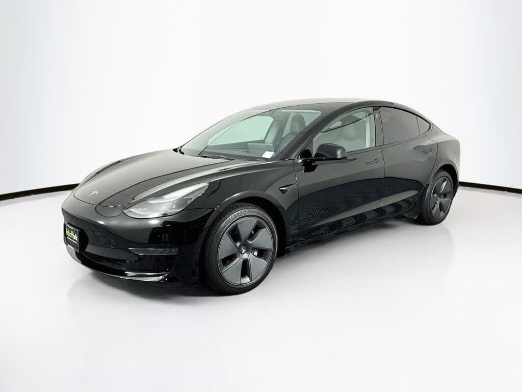 2023 Tesla Model 3 photo 1