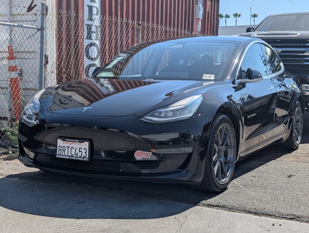 2020 Tesla Model 3 photo 1