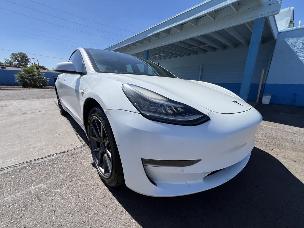 2018 Tesla Model 3 photo 1