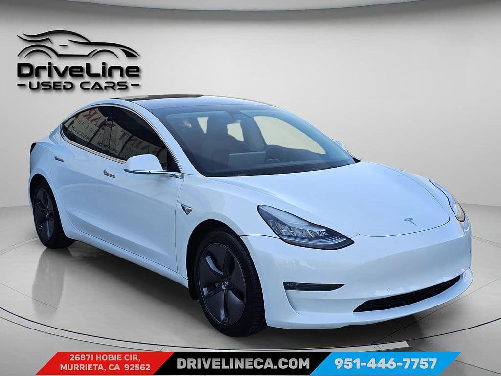 2019 Tesla Model 3 photo 1