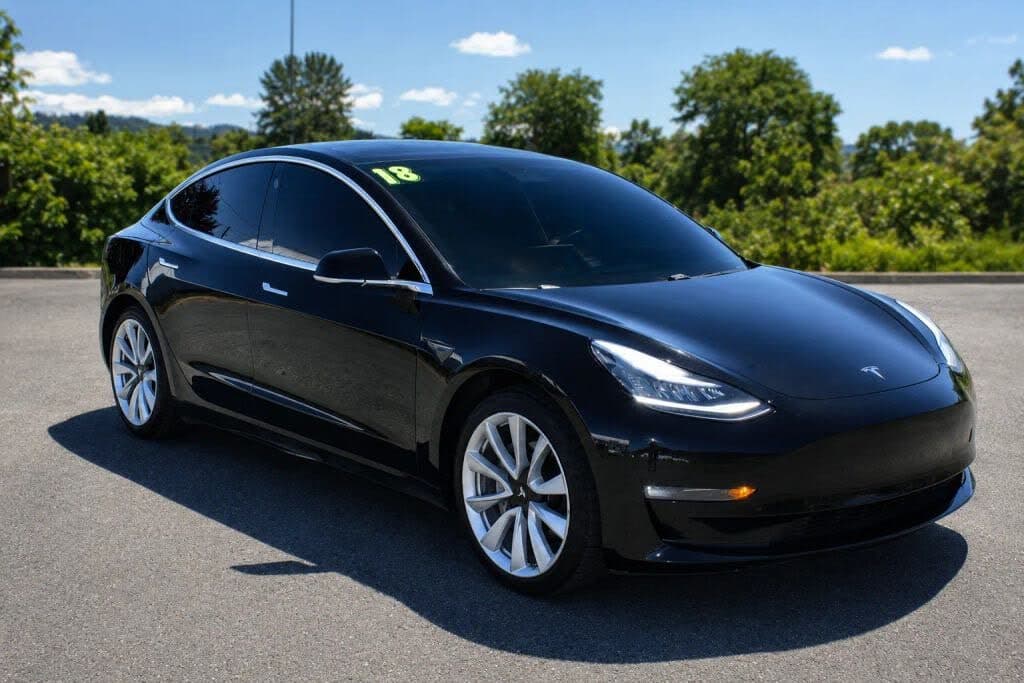 2018 Tesla Model 3 photo 1