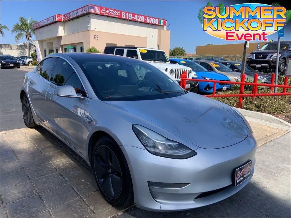 2018 Tesla Model 3 photo 1