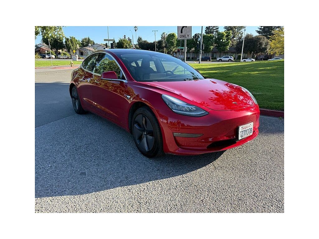 2018 Tesla Model 3 photo 1