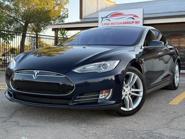 2014 Tesla Model S photo 1