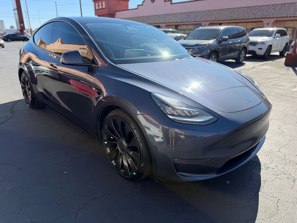 2020 Tesla Model Y photo 1