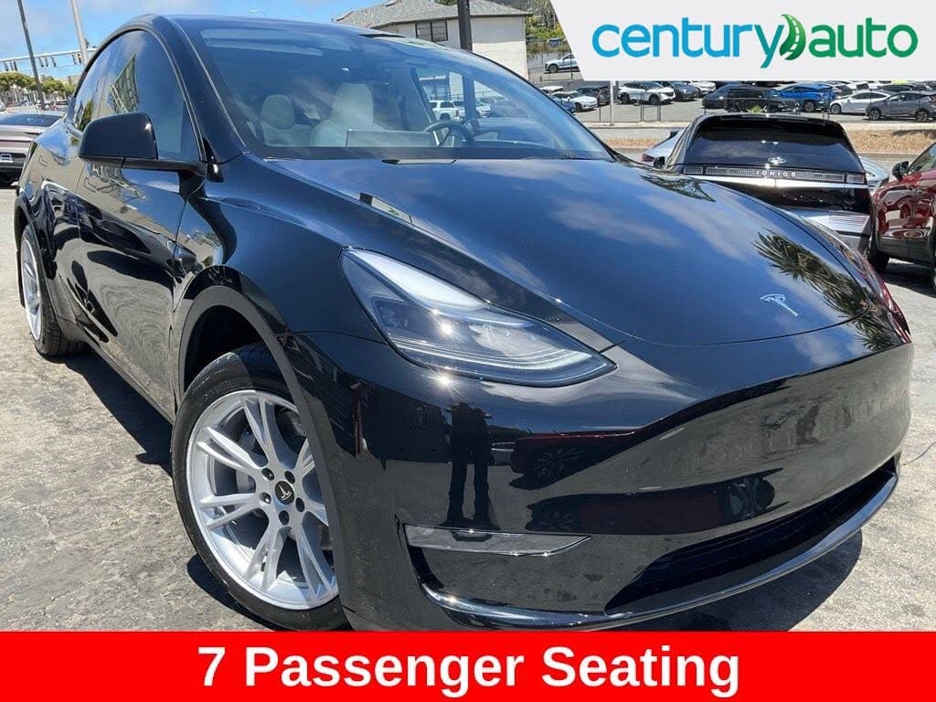2023 Tesla Model Y photo 1
