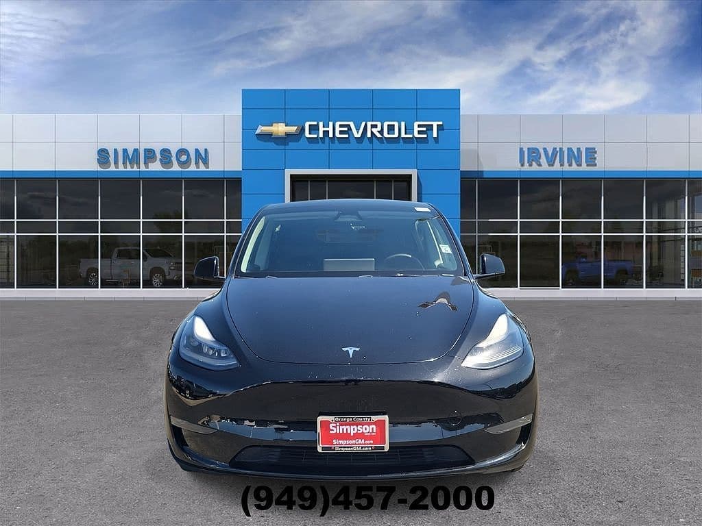 2024 Tesla Model Y photo 1