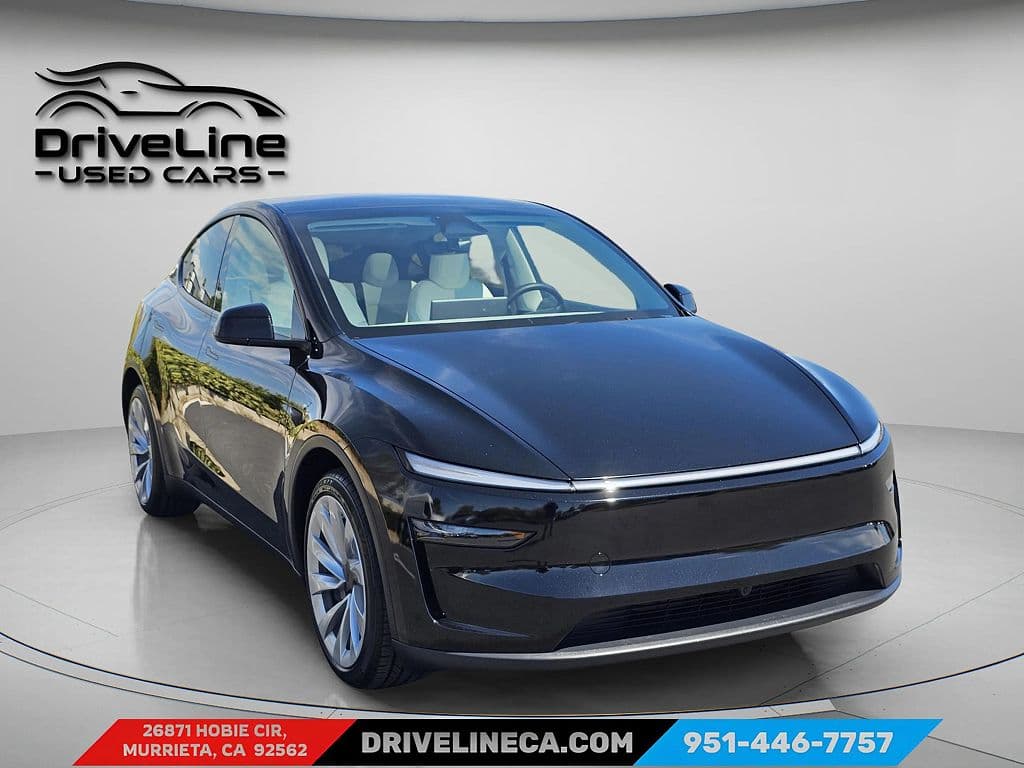 2026 Tesla Model Y photo 1