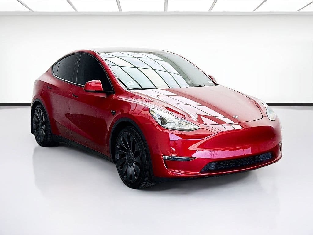 2024 Tesla Model Y photo 1