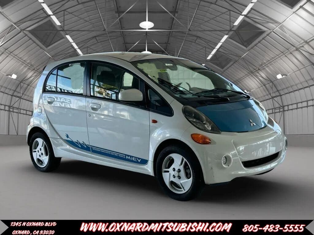2012 Mitsubishi i-MiEV photo 1