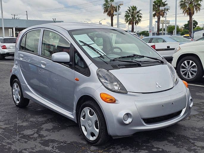 2012 Mitsubishi i-MiEV photo 1