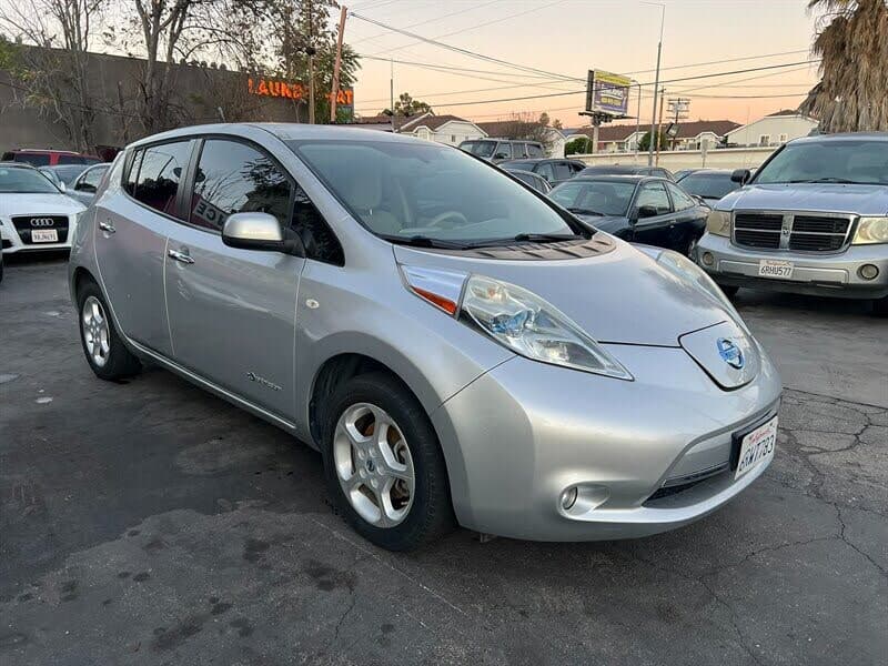 2011 Nissan Leaf photo 1