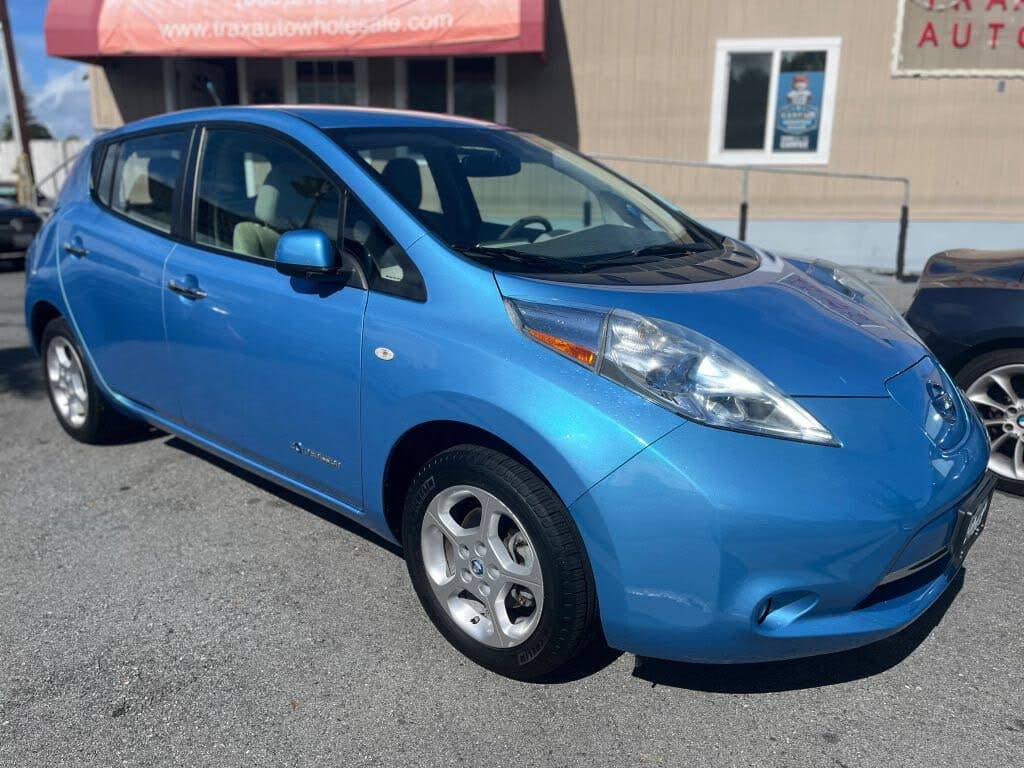 2011 Nissan Leaf photo 1