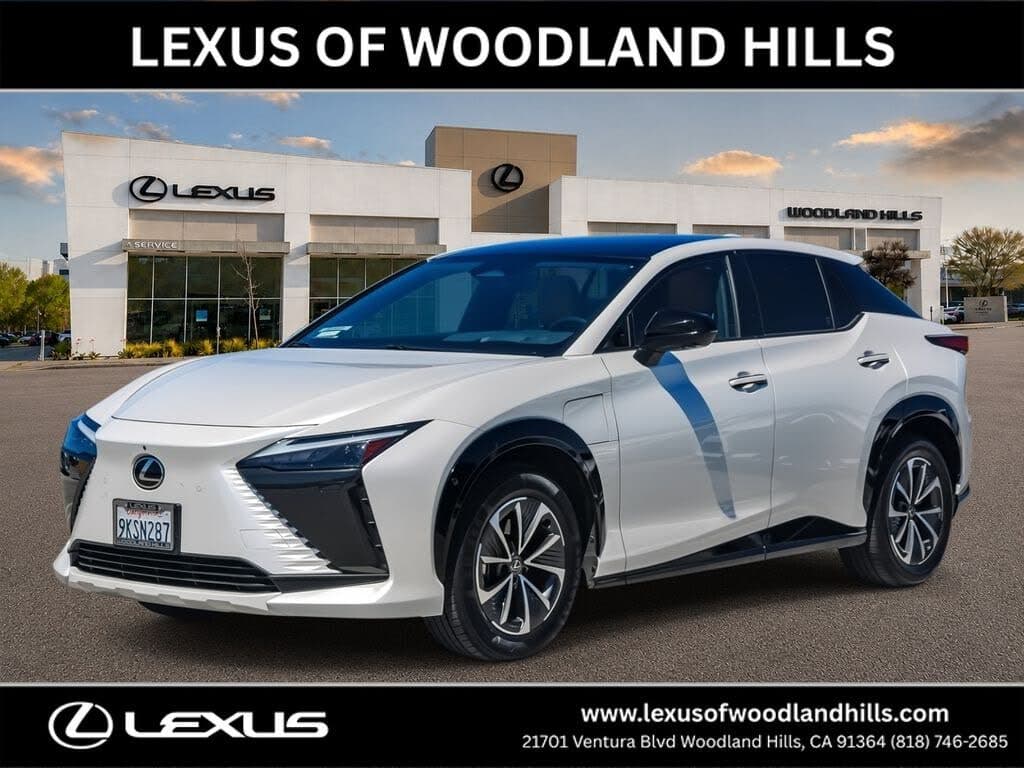 2023 Lexus RZ 450e photo 1