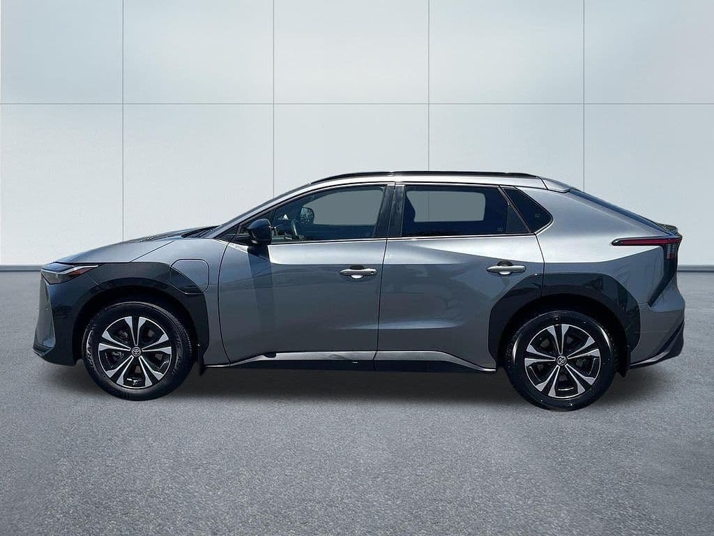 2023 Toyota bZ4X photo 1